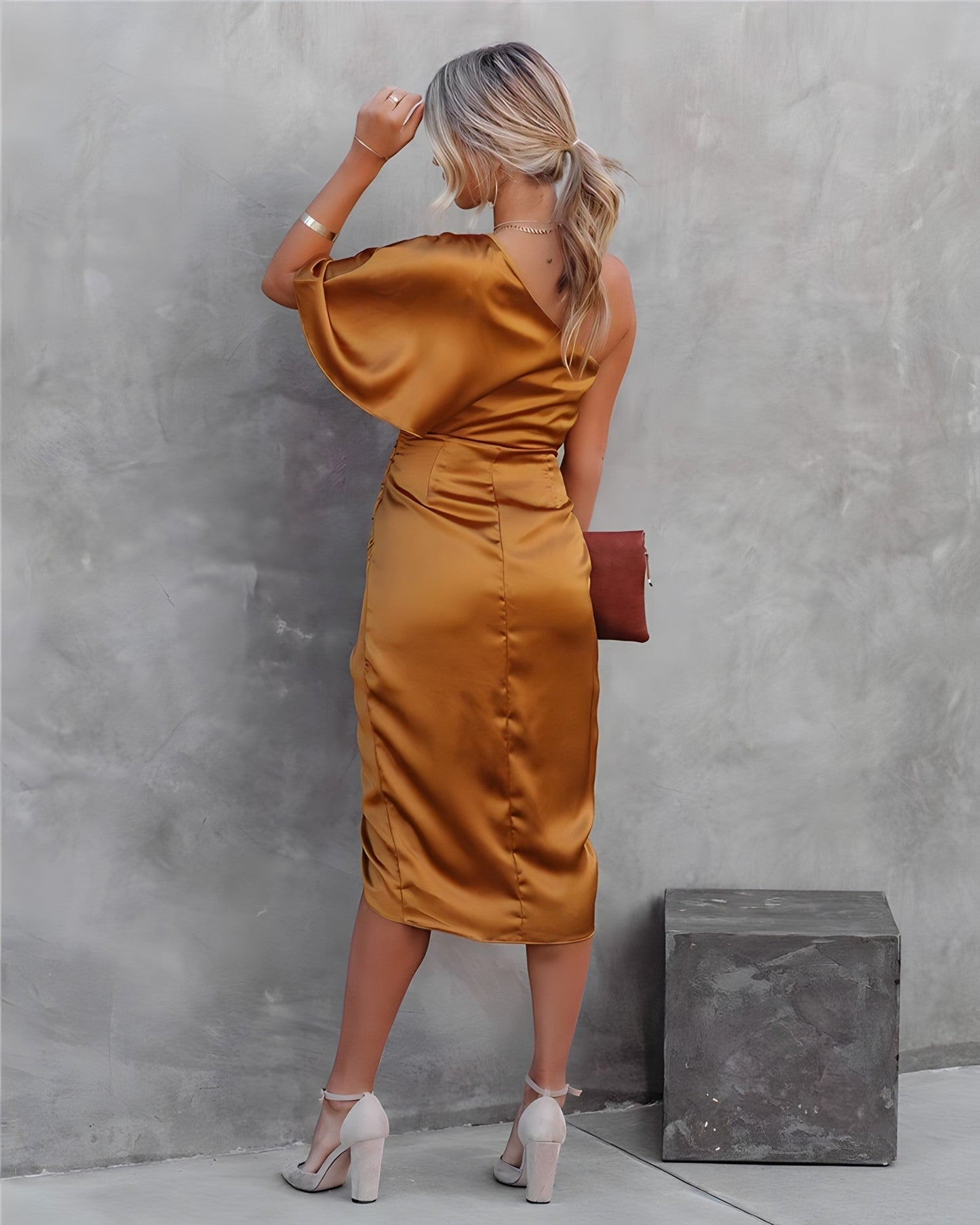 Layla - One-Shoulder Party Dress