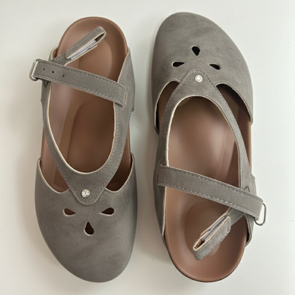 Maya - Closed-Toe Slingback Sandals