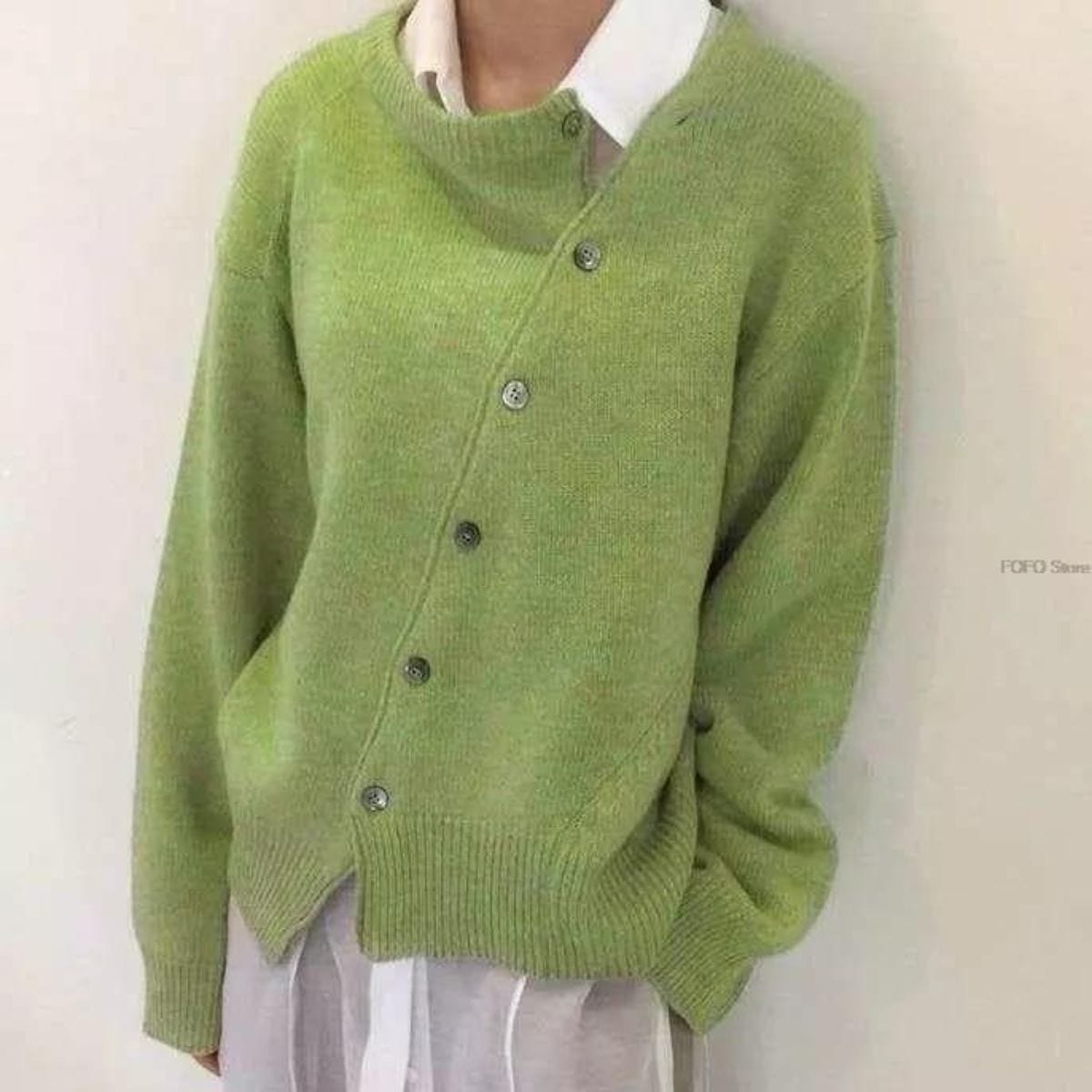 Virginia - Wool Button Cardigan VIP