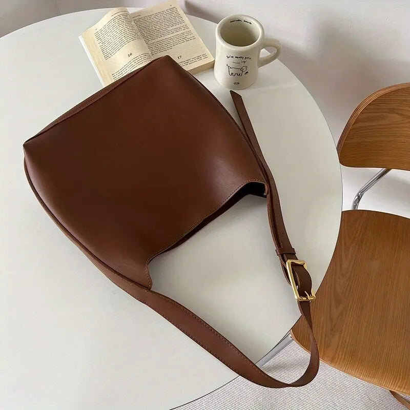 Aria - Vegan Leather Minimalist Shoulder Bag