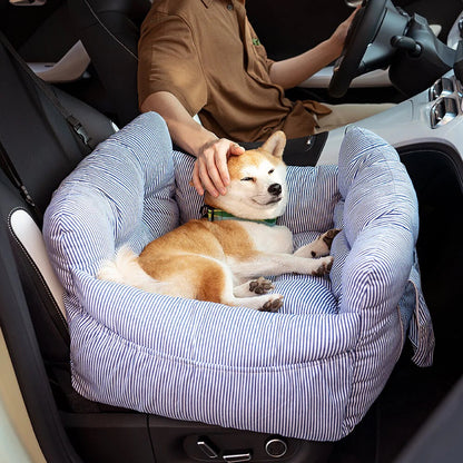 Leo - First Class Dog Car Seat