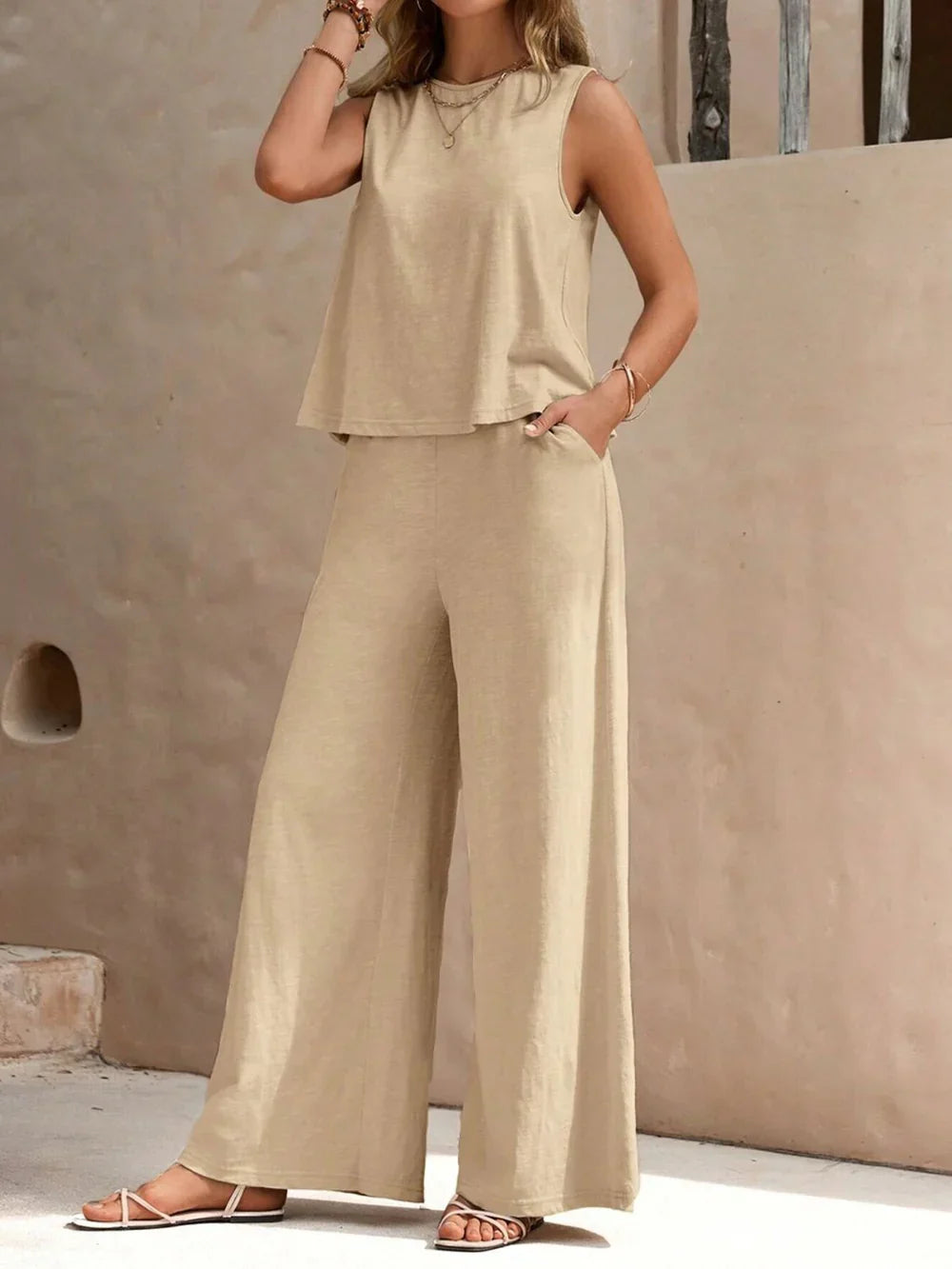 Sarah - Sleeveless Two-Piece Set